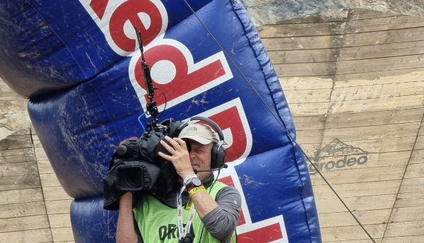 Wolfgang Franz beim Filmen - Erzbergrodeo 2024